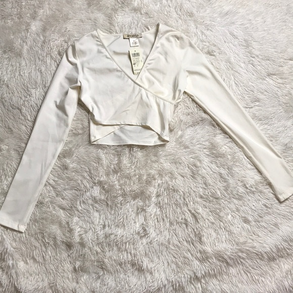 🎉Sale🎊 Arden B. Crop Top - Picture 8 of 14